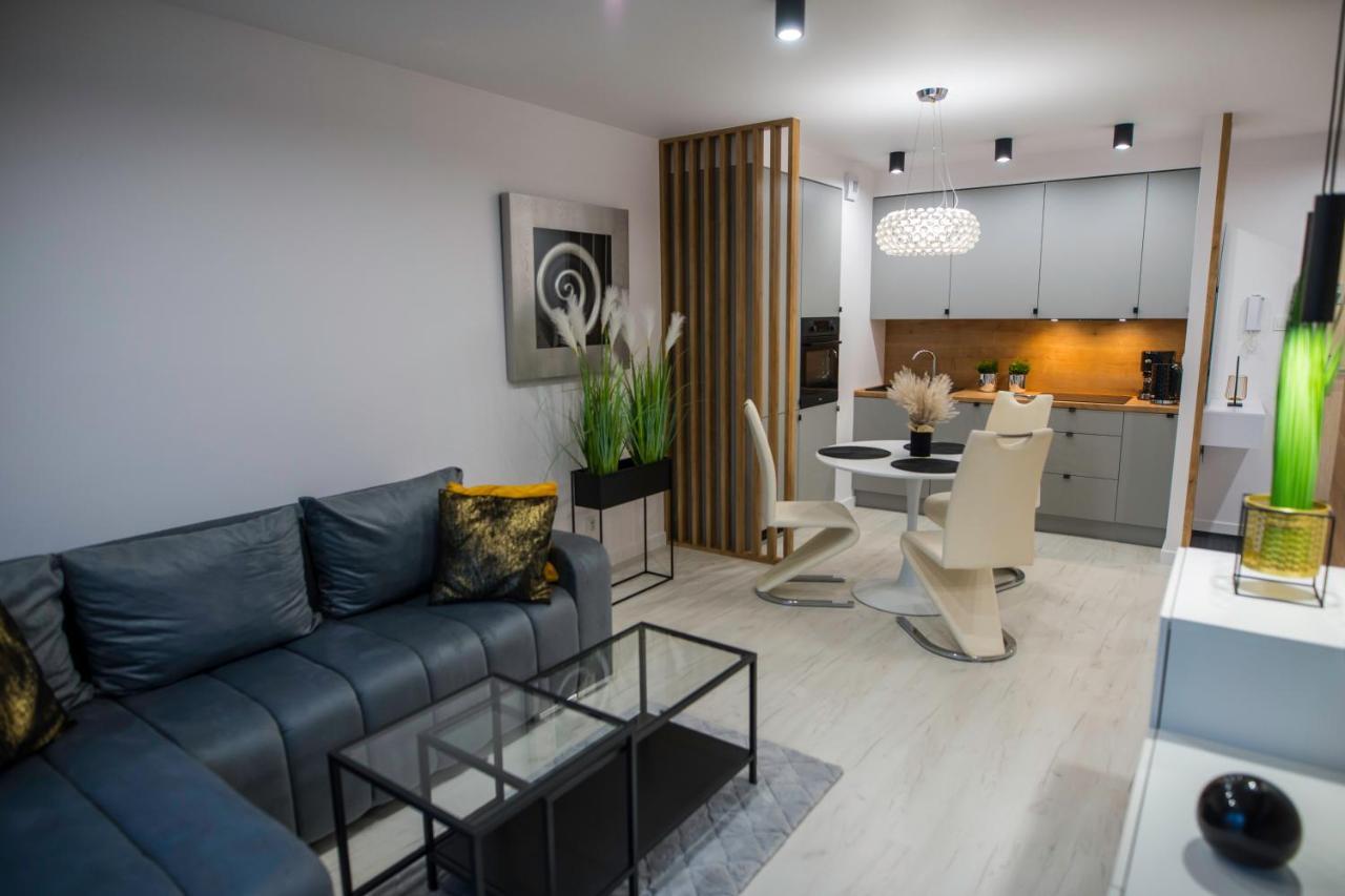 Nowoczesny Apartament Ludova Biskupiec  Exterior foto
